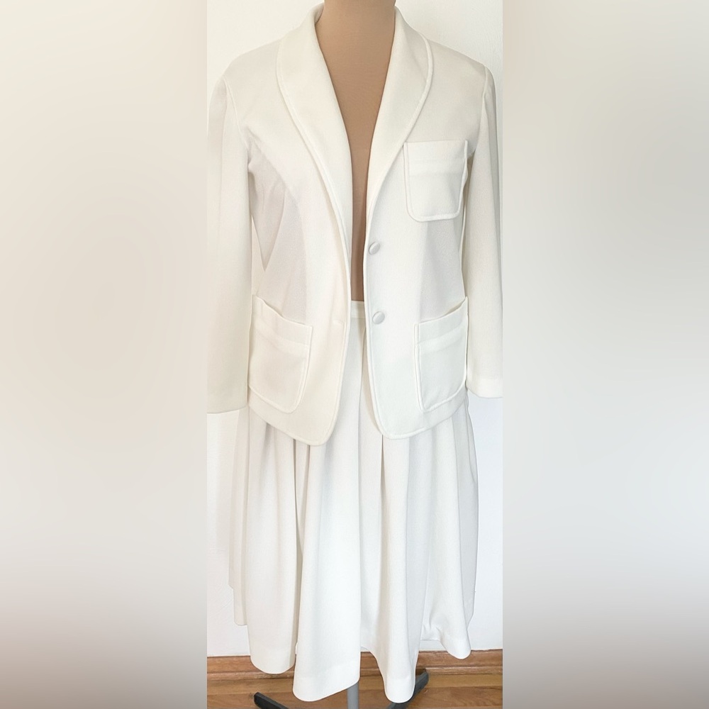 Vintage 70s Two-Piece Skirt Suit *Small/Medium* Pleated Midi Skirt & Blazer